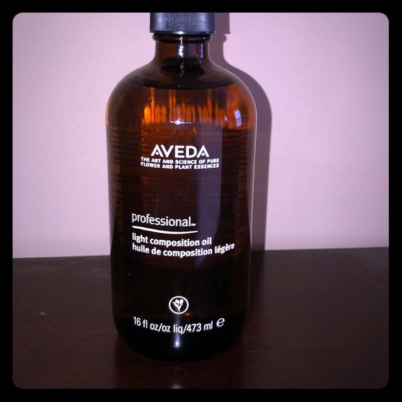 AVEDA Other - AVEDA Professional Light Composition Oil